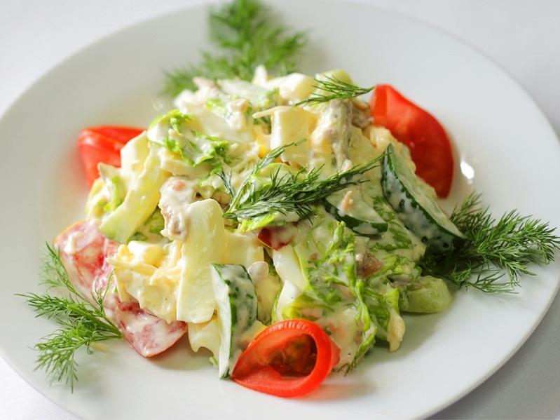 Рецепт салата с яйцом  просто, вкусно и сытно!